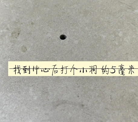 恩阳瓷砖空鼓维修公司专业解答在瓷砖铺贴过程中，如果砂料搅拌不均匀，将会带来以下问题